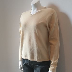 Long sleeve cashmere sweater